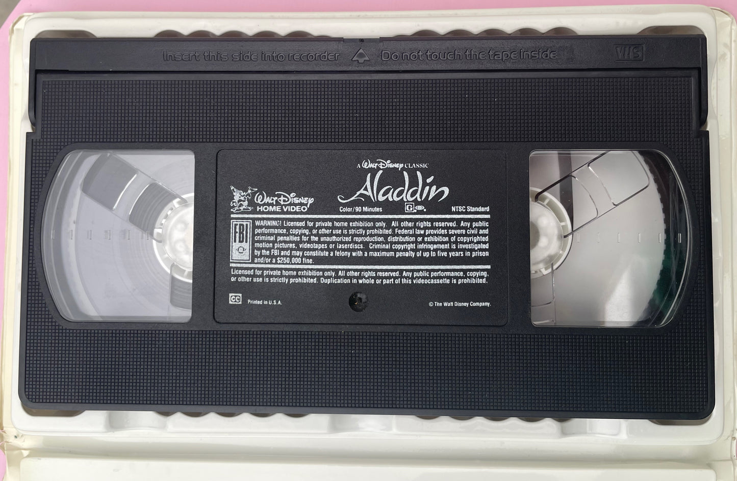 Walt Disney's Aladdin - VHS - Black Diamond Classic #1662 - Pre-Owned - Good Con