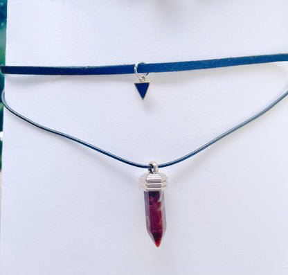 Beautiful Resin Jewel Necklace in Copper Color.