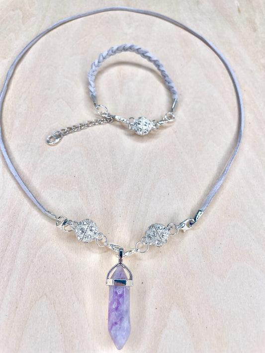 Resin Gem Necklace with Magnetic Jeweled Dragon Egg Closures with Matching Bracelet Set